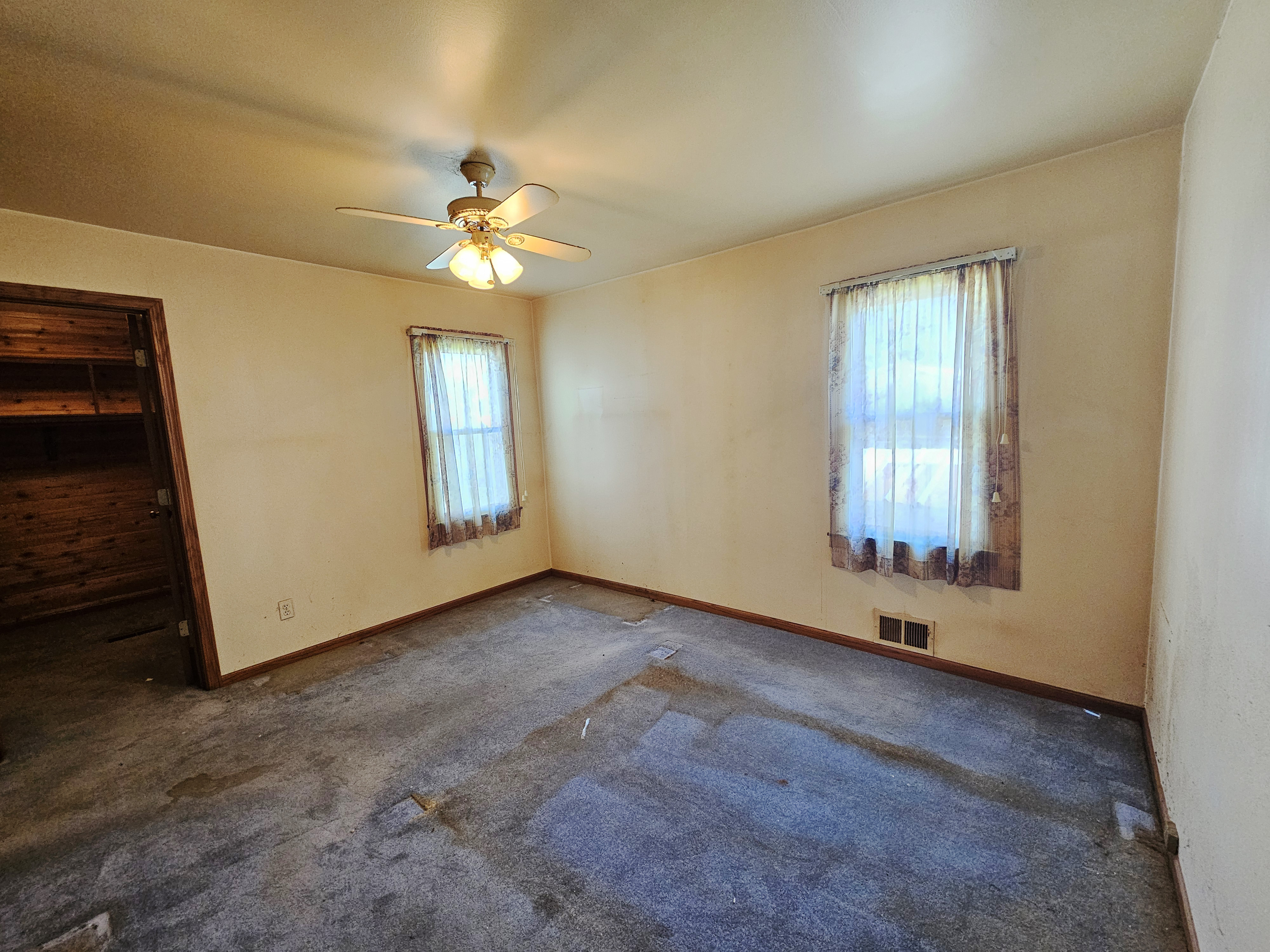 113 Summer St, West Burlington - photo 5