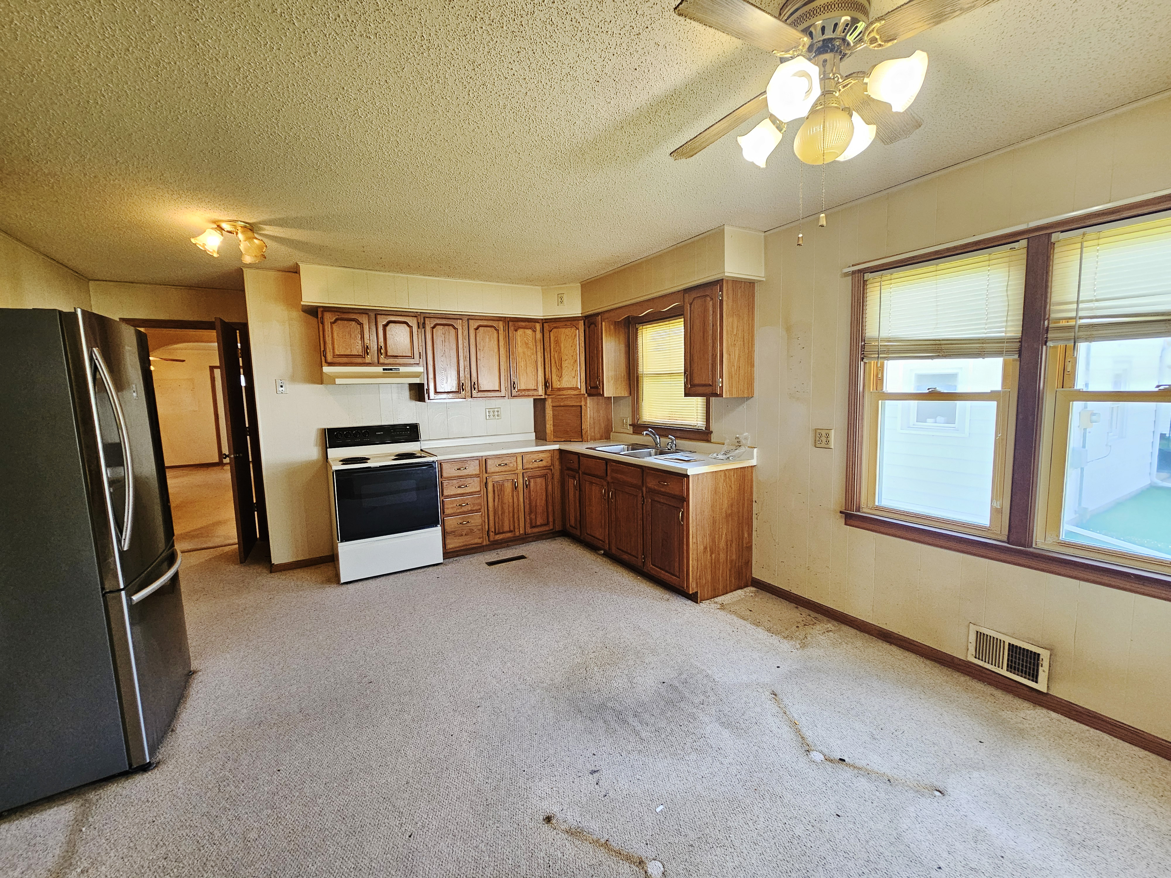 113 Summer St, West Burlington - photo 7